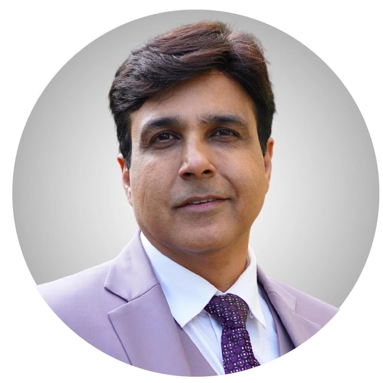Dr. Manuj Wadhwa